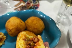 Agrigento: Cooking class to prepare arancine (rice balls)