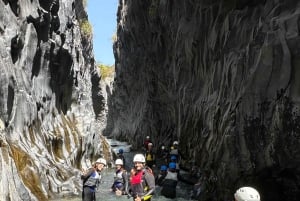 Río Alcántara y Gargantas: Experiencia de Bodyrafting