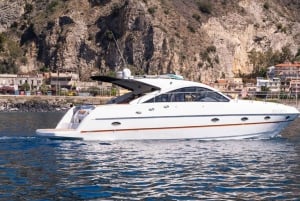All Inclusive Taormina Bay yacht
