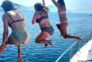 All-inclusive yacht tour in the beautiful Bay of Mondello