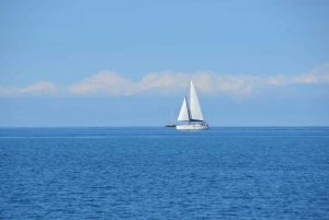 Aperitif on a sailboat in Taormina