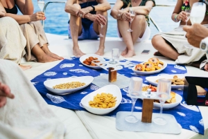 Aperitiff om bord på luksuriøs privat omvisning