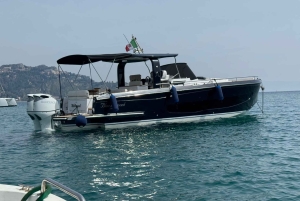 Aperitiff om bord på luksuriøs privat omvisning