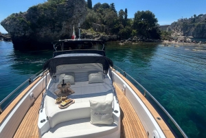 Aperitiff om bord på luksuriøs privat omvisning