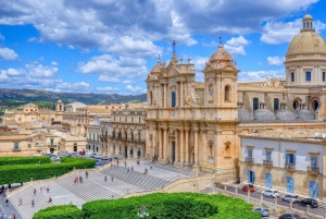 ミニバンで行くバロック・ツアー シラクサからノト・モディカ・ラグーサへ