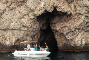 Tour in Barca Privato:Grotta dell'Amore-Taormina-Isola Bella-Grotta Azzurra