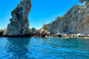Tour in Barca Privato:Grotta dell'Amore-Taormina-Isola Bella-Grotta Azzurra