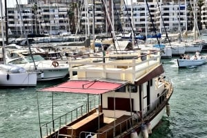 シラクーサの典型的なランチ付きボートツアー