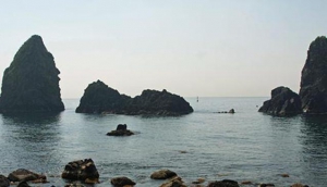 Boat trip at the Cyclops Coast