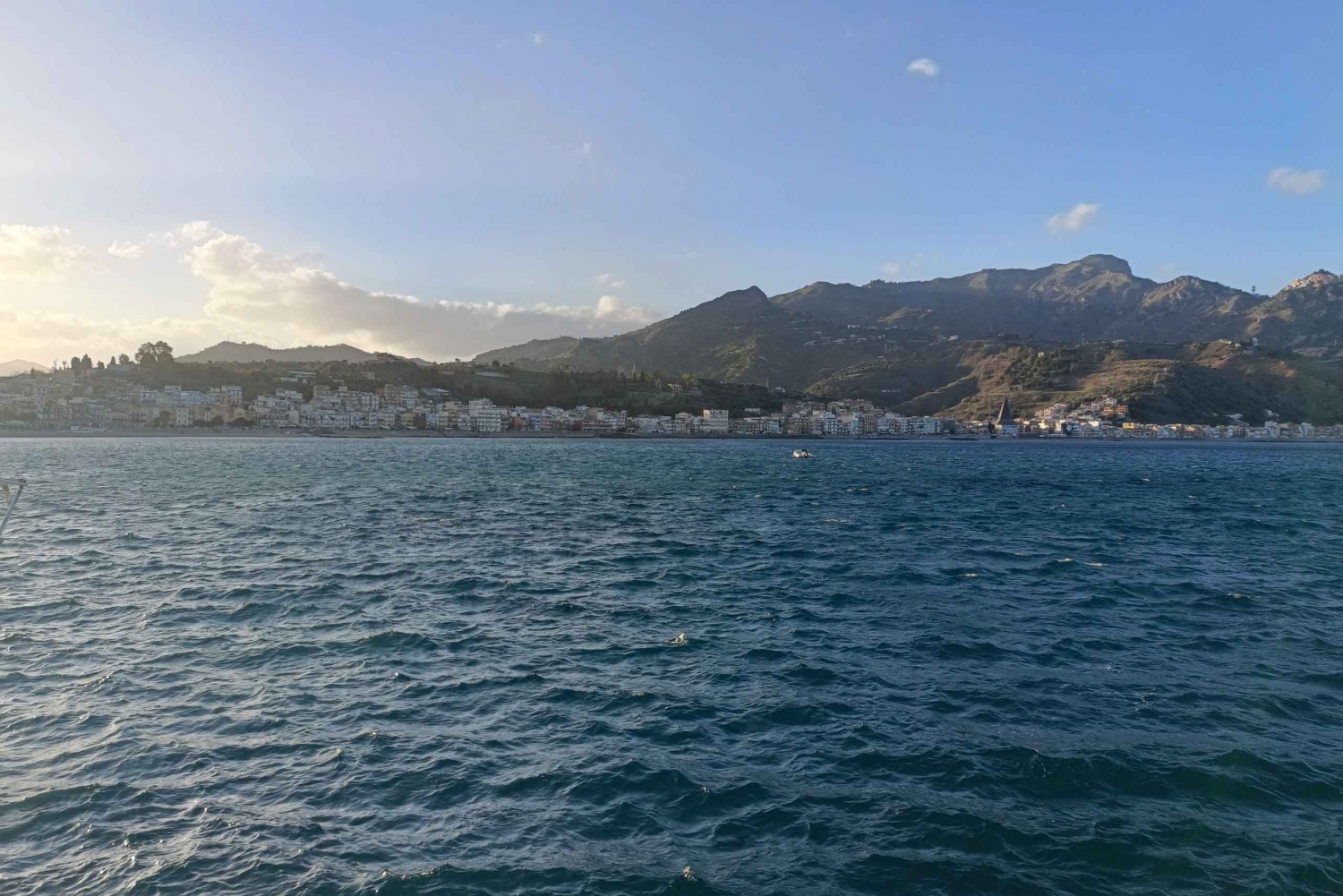 Passeios de barco com observação de golfinhos Taormina Giardini Naxos