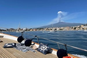 Bådture med Ocirne i bugten ved Naxos og Isola Bella