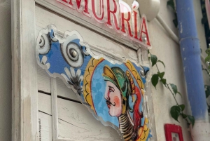 Borgo Parrini Gaudí-style: walking tour + optional tasting 2h, small group