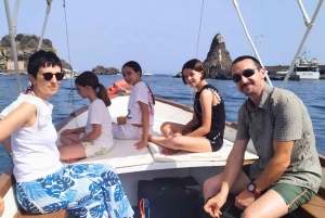 Buscemi, Aci Trezza, Acireale: lunch and dinner every days