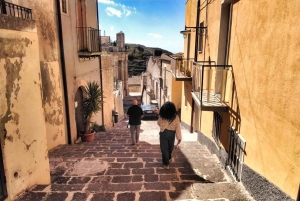 Buscemi, Aci Trezza, Acireale: lunch and dinner every days