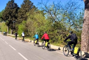 Castellammare del Golfo: Ebike Tour to Grotta Mangiapane
