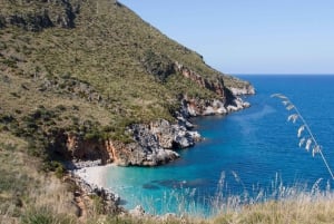 Castellammare del Golfo: Ebike Tour to Grotta Mangiapane