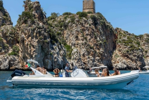 Castellammare: Private Half-Day Boat Trip Scopello - Zingaro