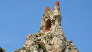 Castello di Pietrarossa