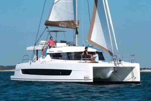 Catamaran day trip in Palermo with lunch or aperitif for 12 people