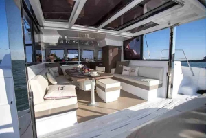 Catamaran day trip in Palermo with lunch or aperitif for 12 people