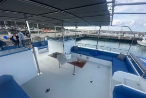 Katamaran-Tour: Entdecke die Küste von Cefalù.