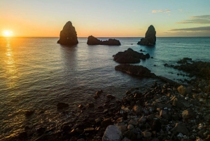 Catania: Aci Castello and Aci Trezza Sunset Tour