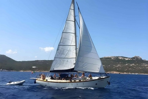 Catania: Boat Trip with Aperitif, Prosecco and Snorkeling
