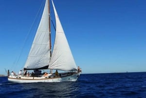 Catania: Båtutflykt med aperitif, prosecco och snorkling