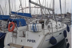 Catania: Båtutflykt med aperitif, prosecco och snorkling