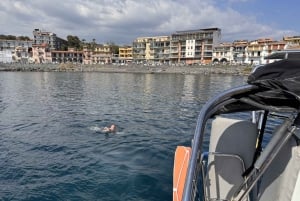 Catania: Kyklopskysten Cruise med forrett og snorkling