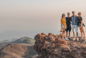 Catania: Etna Zonsondergang Tour met ophaal- en terugbrengservice