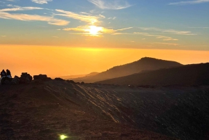 Catania: Etna Zonsondergang Tour met ophaal- en terugbrengservice