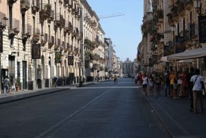 Catania: Guided Street Food Tour with Tastings