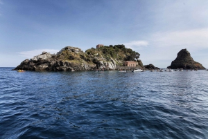 Catania: Half-Day Boat Trip to Acitrezza