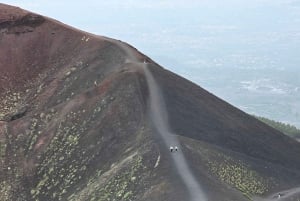 Catania: Aamutour Etnalle ja vierailu Valle del Boveen