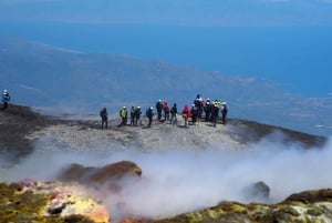 Catania: Mount Etna Trekking and Summit Craters