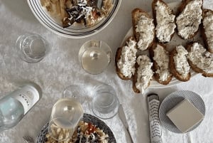Catania: Ravioli de pistacho, Clase de cocina casera de pasta con vino