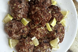 Catania: Ravioli de pistacho, Clase de cocina casera de pasta con vino