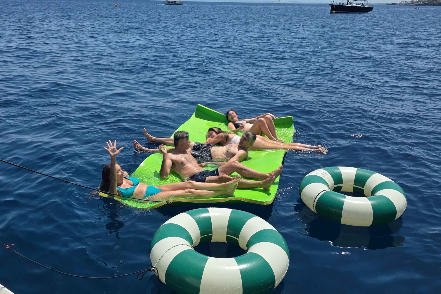 Catania: Sailing Boat Tour with Brunch and Swimming Stop (4h)
