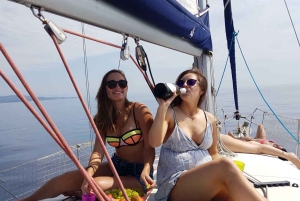 Catania: Spritz and Sunset Sailing Tour