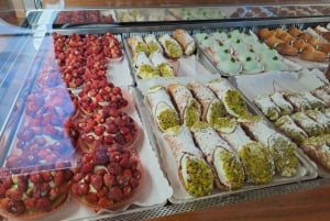 Catania: Street Food Guided Walking Tour