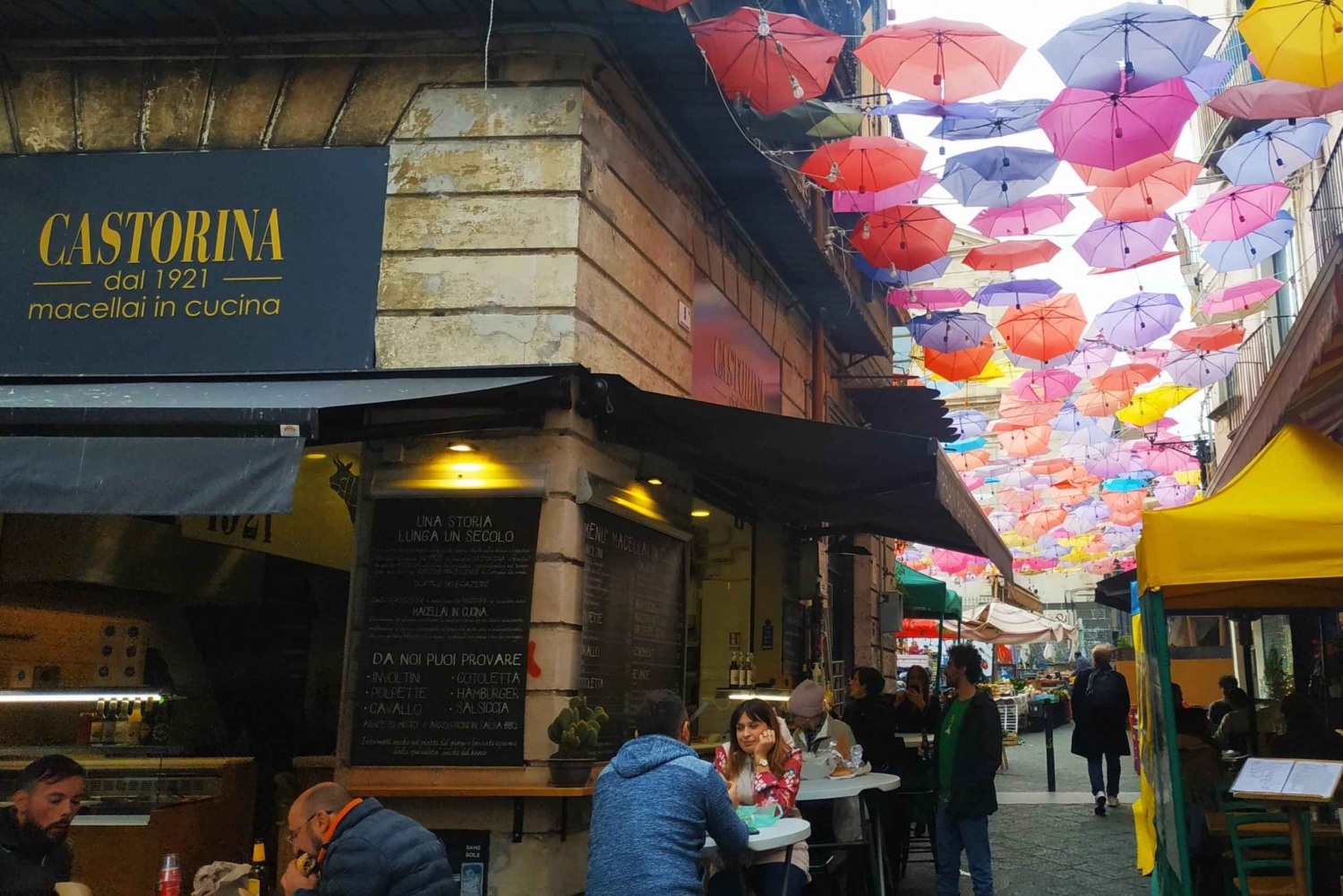 Catania Street Food Tour: Fish Market & City Centre