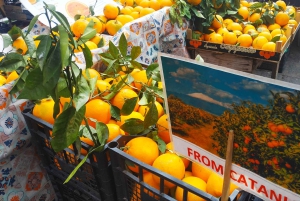 カターニア ストリートフード ツアー: 魚市場と市内中心部