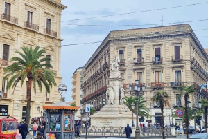 カターニア ストリートフード ツアー: 魚市場と市内中心部