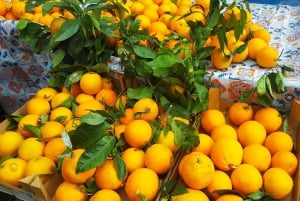 カターニア ストリートフード ツアー: 魚市場と市内中心部