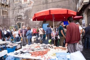 Catania: Guided Street Food Walking Tour