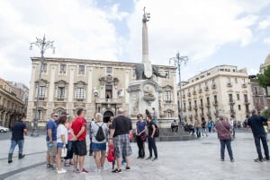 Catania: Guided Street Food Walking Tour