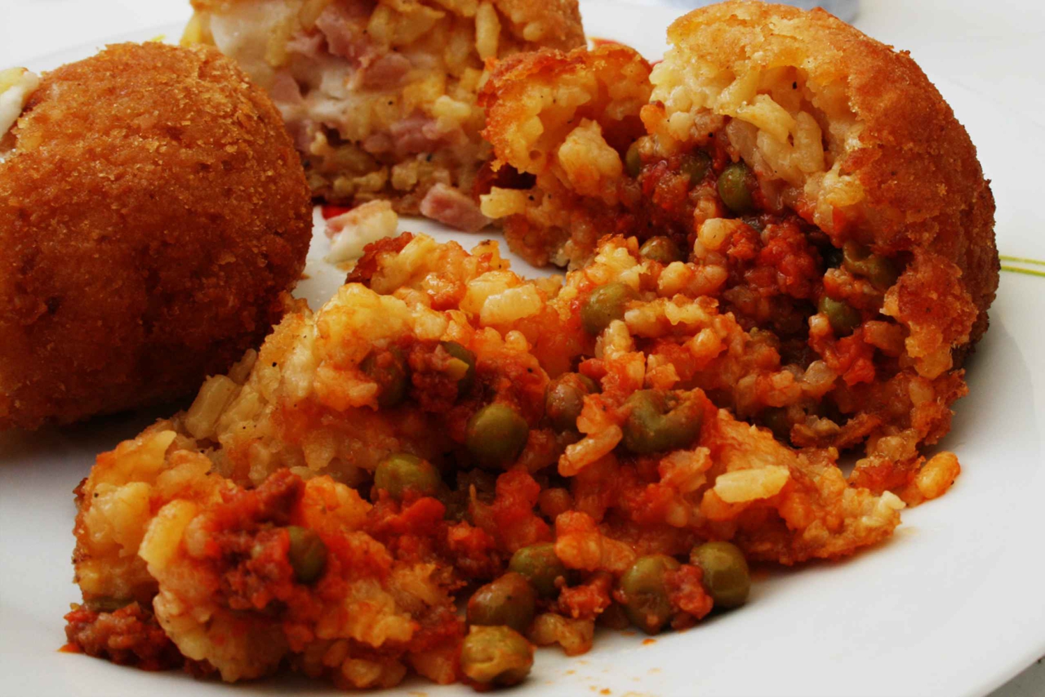 Catania: Street Food Walking Tour