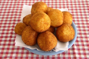 Catania: Street Food Walking Tour
