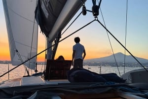 Catania: Sunset Sailing Tour with Sicilian Aperitif